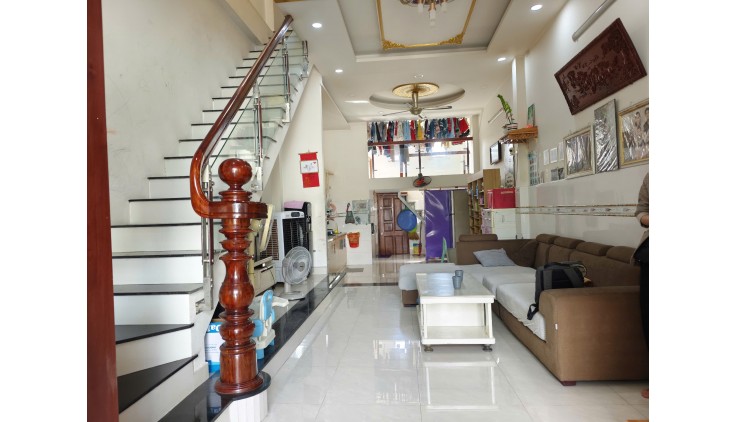 BÁN NHÀ ĐÌNH PHONG PHÚ Q9  HẺM 5M  70M2  2 TẦNG BTCT  Chỉ 4,x TỶ
